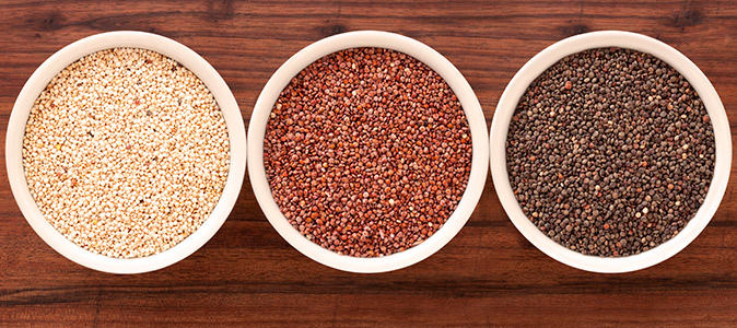 Tipos de quinoa (branca, vermelha e preta)